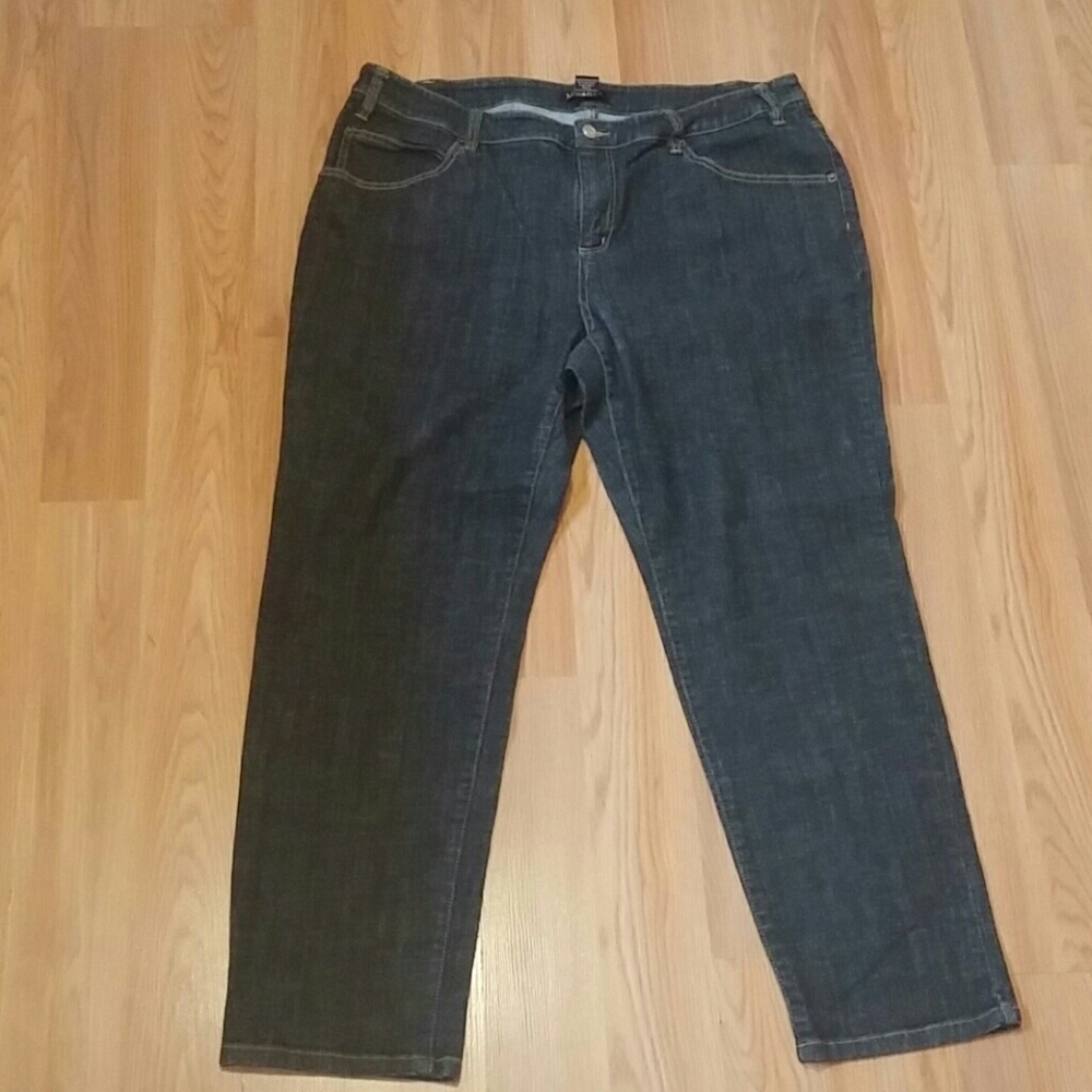Miss Tina Jeans sz 18w
